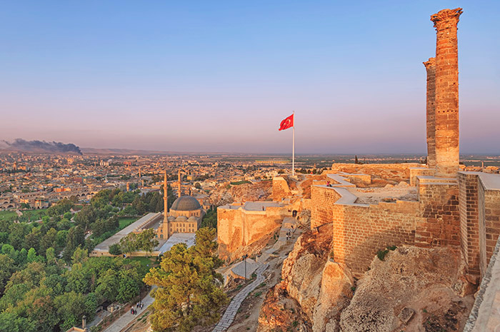 Extensão Sanliurfa e Göbekli Tepe: Um Encontro com as Origens da Civilização